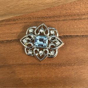 Vintage Silver and Blue Brooch Pin‎ Jewelry Accessory Gem Jewel Beautiful Shiny